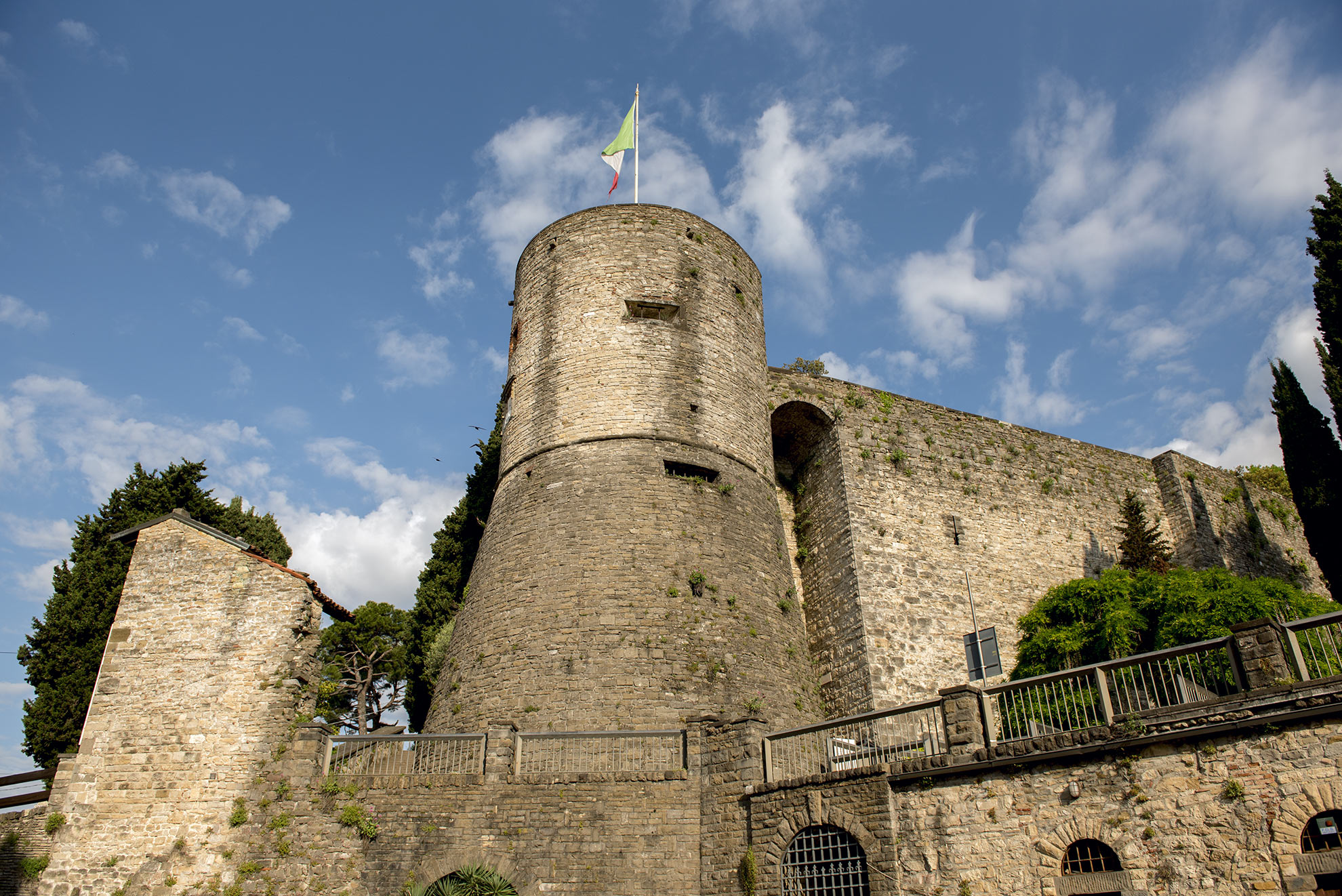 Torrione veneziano e fortificazioni della Rocca